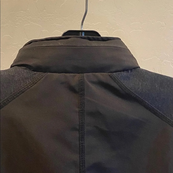 Tommy Hilfiger Women's Jacket w/ Hoodie - Picture 6 of 7